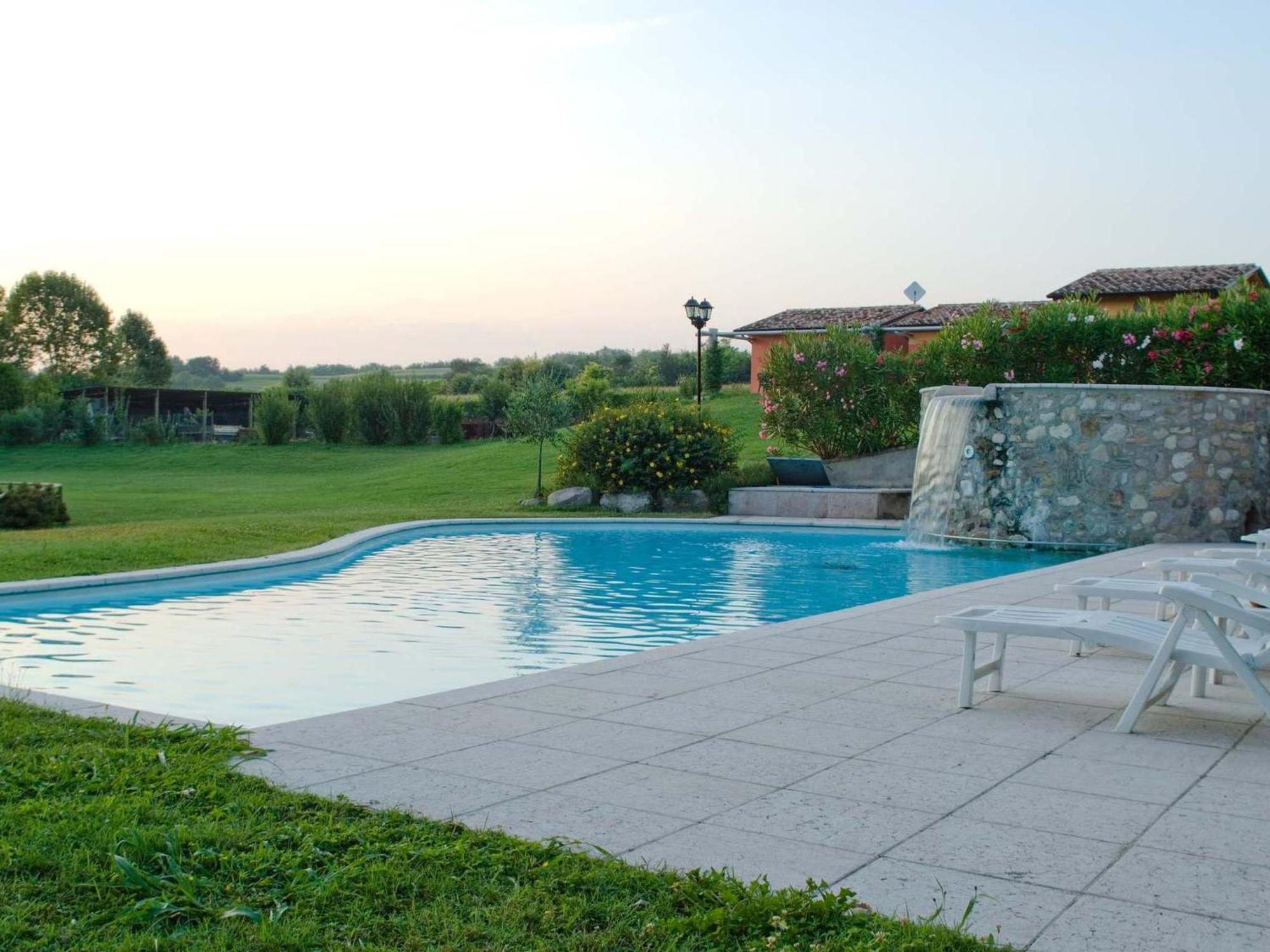 B&B Borgo Tre Case Cavriana Exterior foto