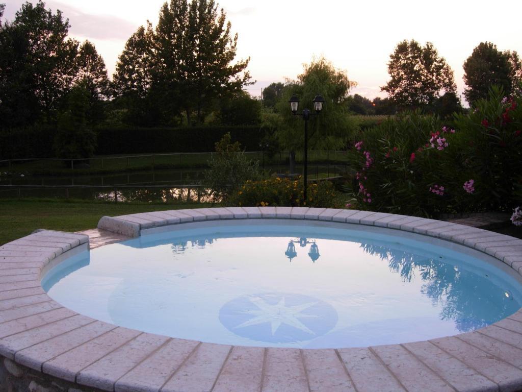 B&B Borgo Tre Case Cavriana Exterior foto