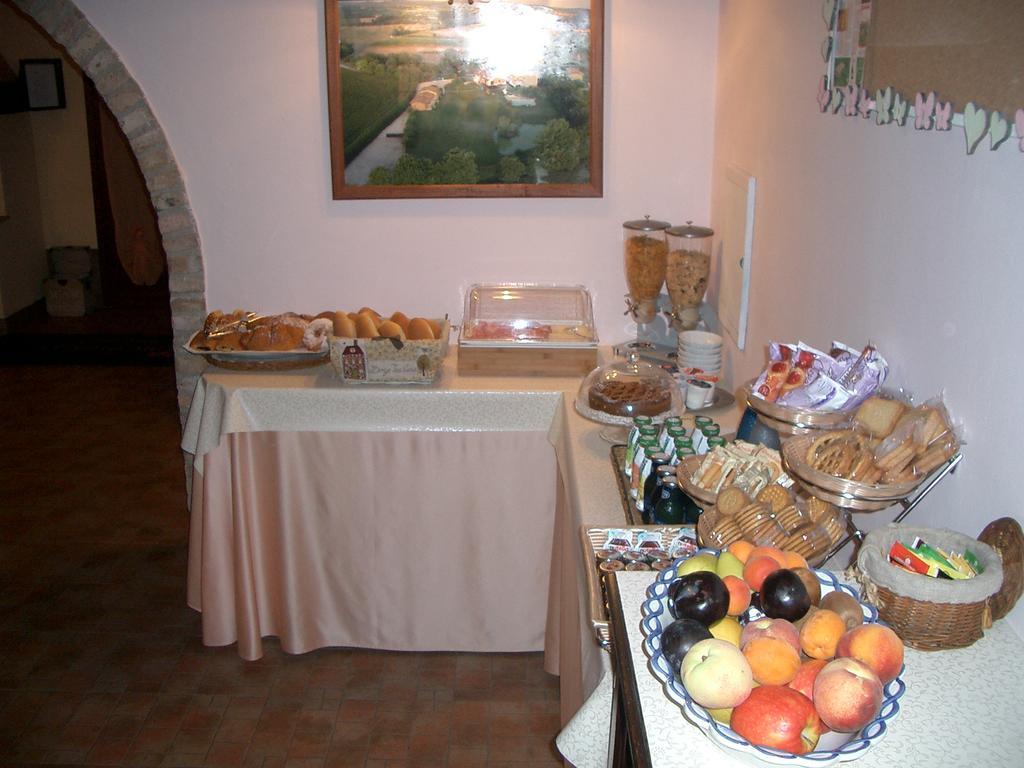 B&B Borgo Tre Case Cavriana Exterior foto